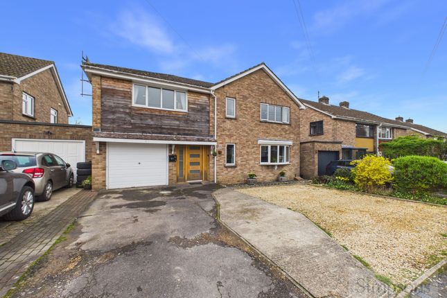 4-bed house on 23 Church View, Witney, £600,000