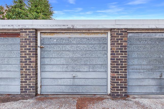 Flat 3 Ashdown Lodge,, Bathurst Road, Kent photo 4