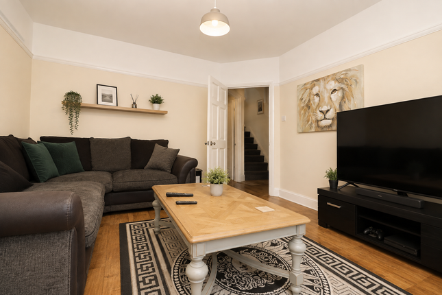 25, St. Catherines Avenue, Luton photo 4