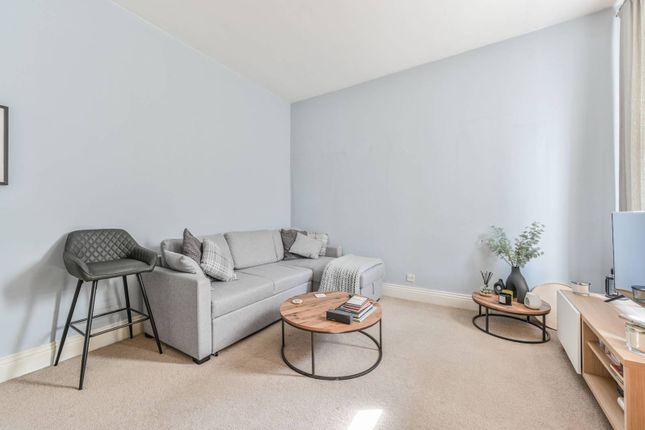 Thumbnail Flat to rent in Prince Of Wales Drive, Prince Of Wales Drive, London