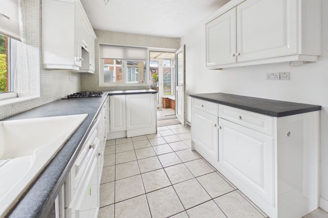 47, Gains Avenue Bicton Heath, Shrewsbury photo 2
