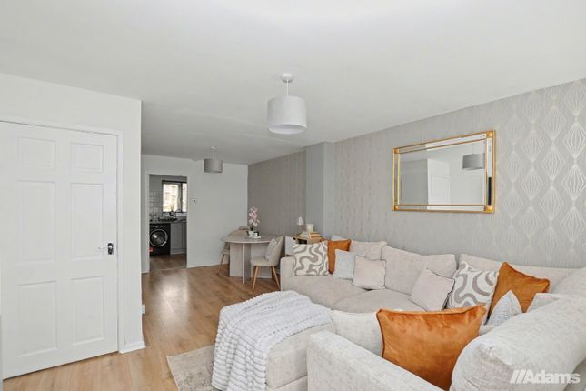36, Paddock Rise, Runcorn photo 4