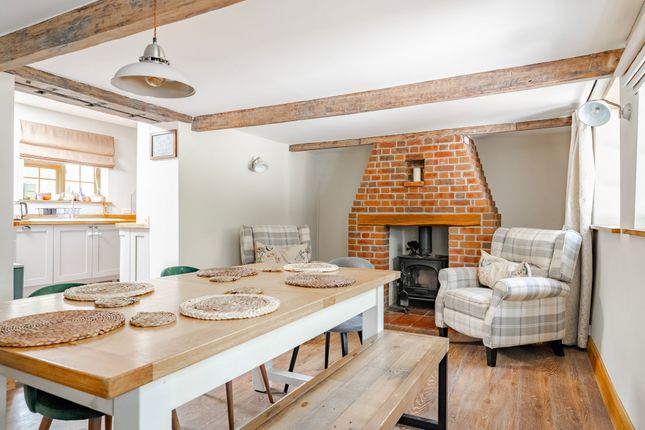 3 Spinks Lane, Wymondham photo 3