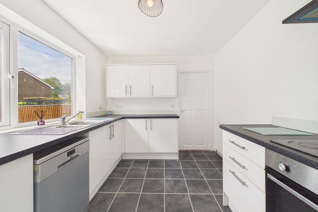 22 Mingarry, Chester Le Street photo 3