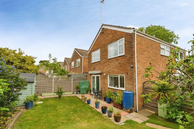 4, Wheelwright Close, Bury St. Edmunds photo 2