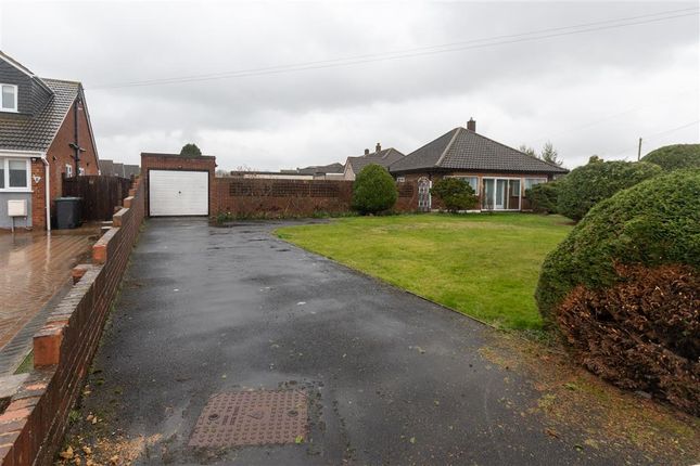 Istead Rise, Istead Rise, Kent DA13, 2 bedroom bungalow for sale ...