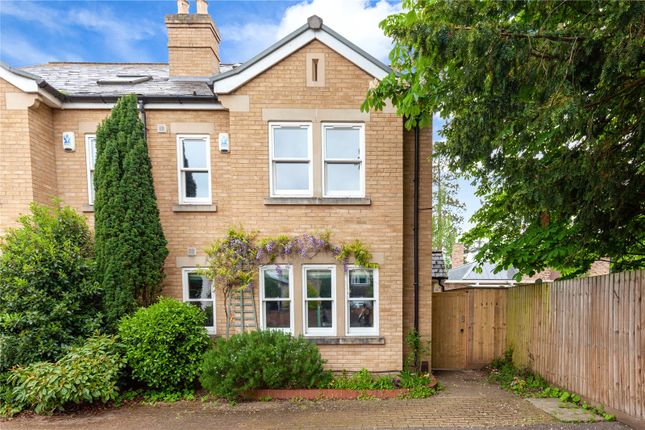 Thumbnail Semi-detached house for sale in Banbury Road, Summertown