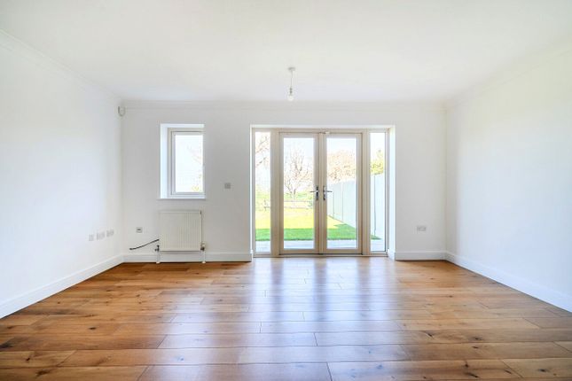 Cox House, 5, Orchard Court, Sittingbourne photo 4