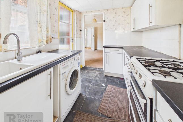 22, Mill Road, Crawley photo 4