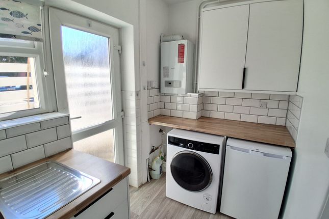 1 Newton Court, Findlay Place, Swanage photo 4