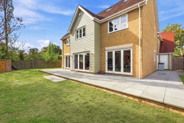 The Maples, Jacks Lane, Bishop's Stortford photo 4