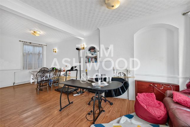 23, Kennedy Road, Barking photo 3