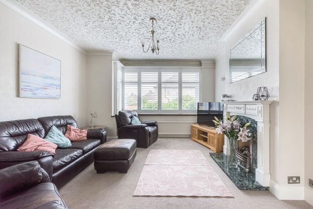 30 Tyndall Road, Welling photo 4