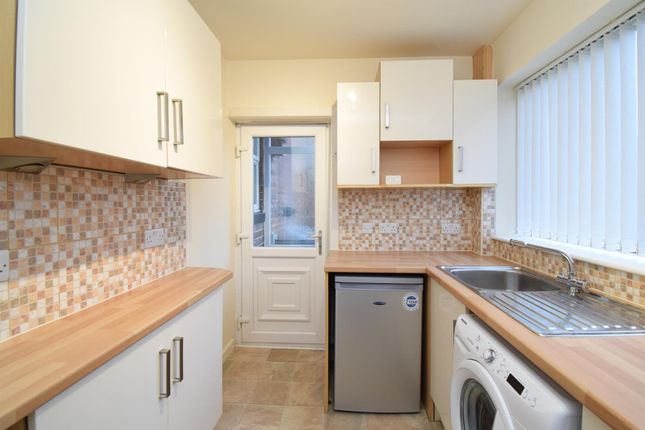 74, Springstone Avenue, Ossett photo 5