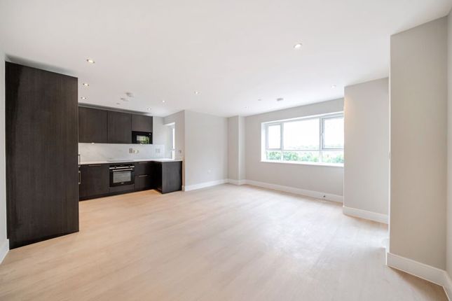 Flat 2a, 88 Riddlesdown Road, Purley photo 3