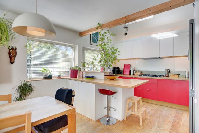 7a Jubilee Road, Brighton photo 3
