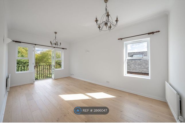 Flat, St Annes Court Salusbury Road, London photo 3