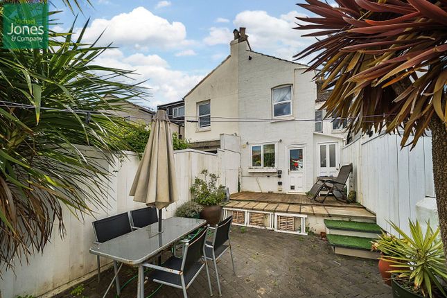 Terraced house to rent in The Drive, Worthing, West Sussex
