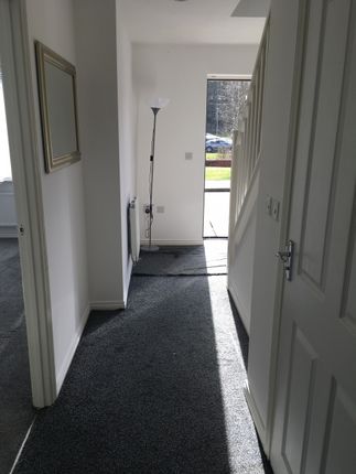 17, Imperial Way, Manchester photo 5
