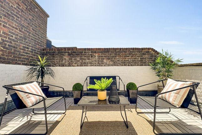 12 Rowan House, The Strand, Goring-by-sea photo 2