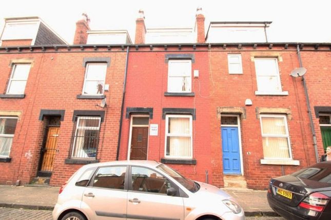 Thumbnail Terraced house to rent in Welton Place, Hyde Park, Leeds