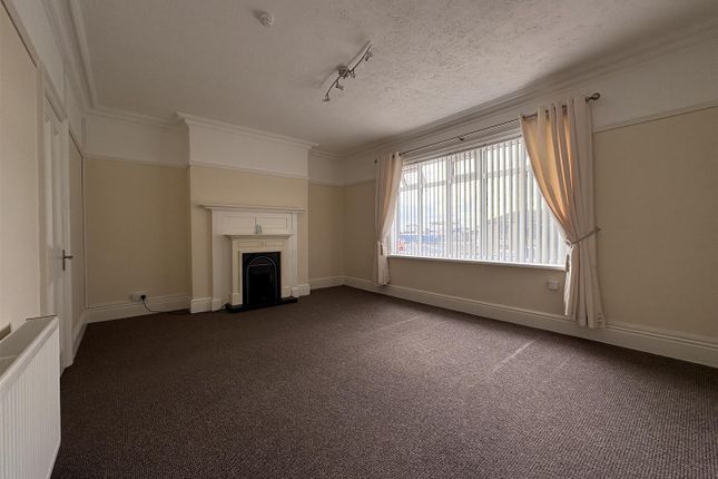 Flat 2, 73, Southtown Road, Great Yarmouth photo 4