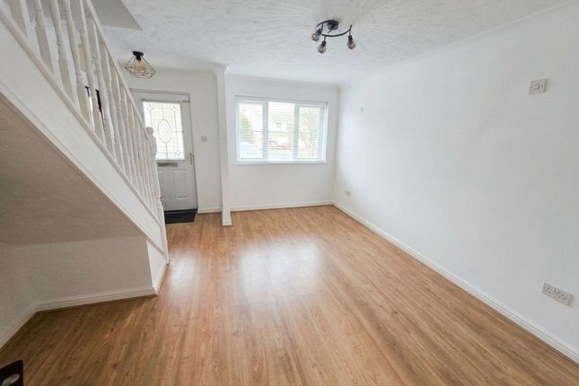 5 Llys Eglwys, Bridgend photo 3