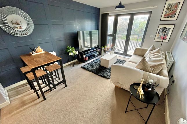 Flat for sale in London Road, Dunstable