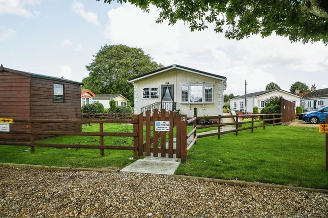 Mobile/park home for sale in Orchard Park, Shouldham, King's Lynn