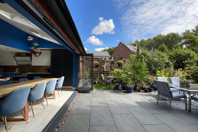 5 Goodall Close, Stone photo 4