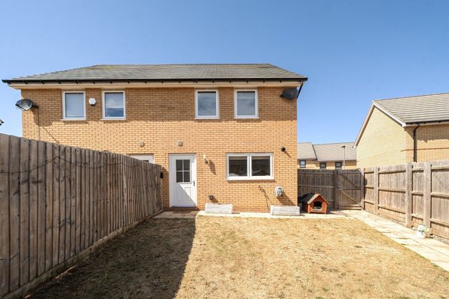 Fallow Lane, Wixams, Bedford photo 3