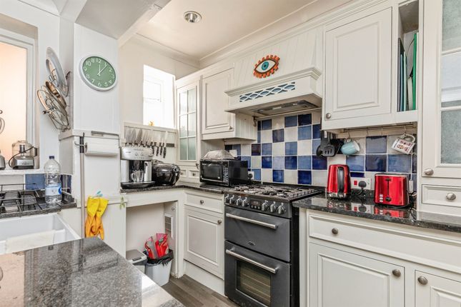 Basement Flat 1, 2, Brittany Road, St. Leonards-On-Sea photo 3