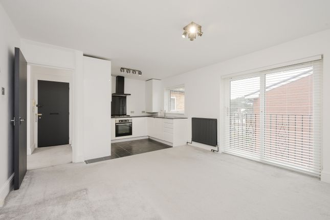 Flat 9, Daytone House, 1A, Crescent Road, Wimbledon photo 2