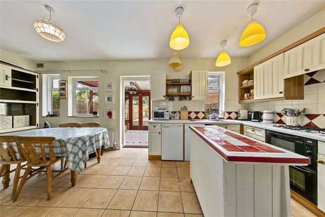 3, Thompson Avenue, Surrey photo 3