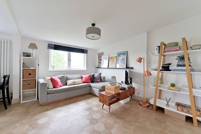 Thumbnail Flat for sale in Leinster Avenue, East Sheen, London