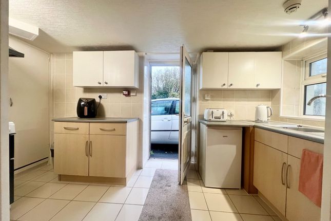 Flat 6, Ashley House St. Saviours Hill, Jersey photo 3