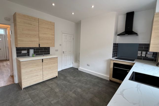 13, Beech Road, ROTHERHAM photo 4