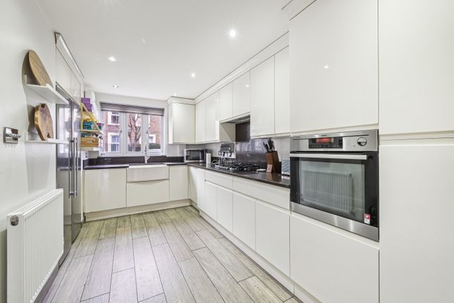 Thumbnail Terraced house to rent in Harwood Terrace, London