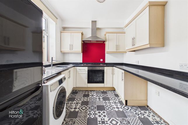 3, Walton Street, Barrowford photo 4