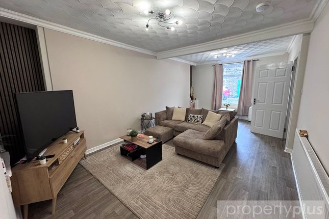 141, Coedpenmaen Road, Rhondda Cynon Taff photo 2