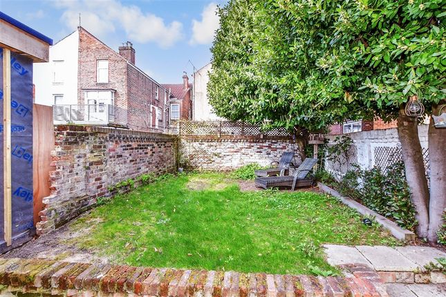 Taswell Road, Southsea photo 2