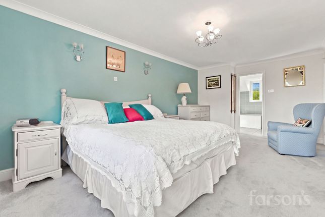 26 Longmead Close, Brentwood photo 4