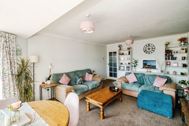 15, Coppets Wood, Fontwell Close, Littlehampton photo 4