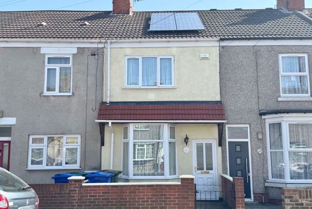 2-bed house on Grimsby, £650/mo