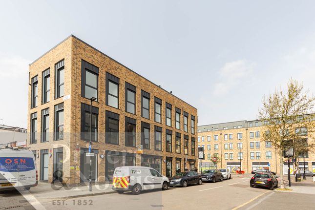 Office to let in Seven Sisters Road, London