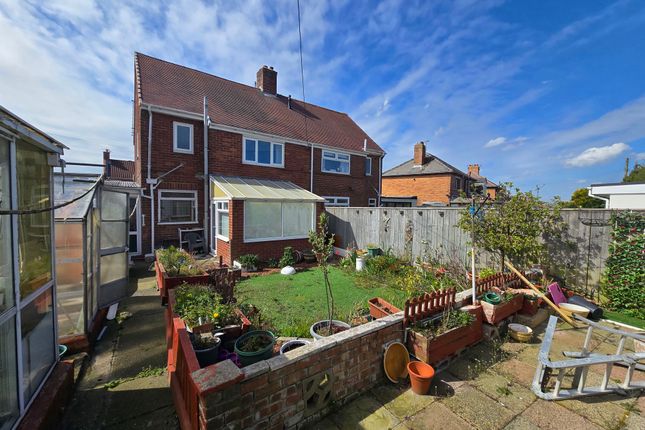 27, Woodside Terrace, Sunderland photo 2
