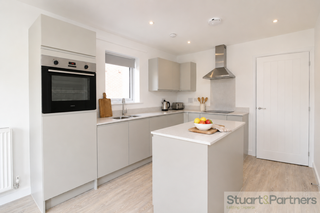 18, Knapweed Place, Burgess Hill photo 4