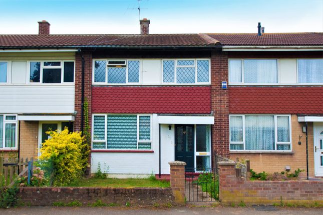Thumbnail Terraced house for sale in Tamar Way, Slough