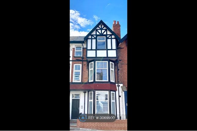 Flat, North Marine Road, Scarborough photo 2