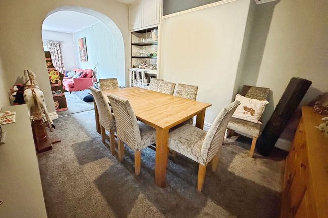 31, Bromley Road, Shipley photo 4
